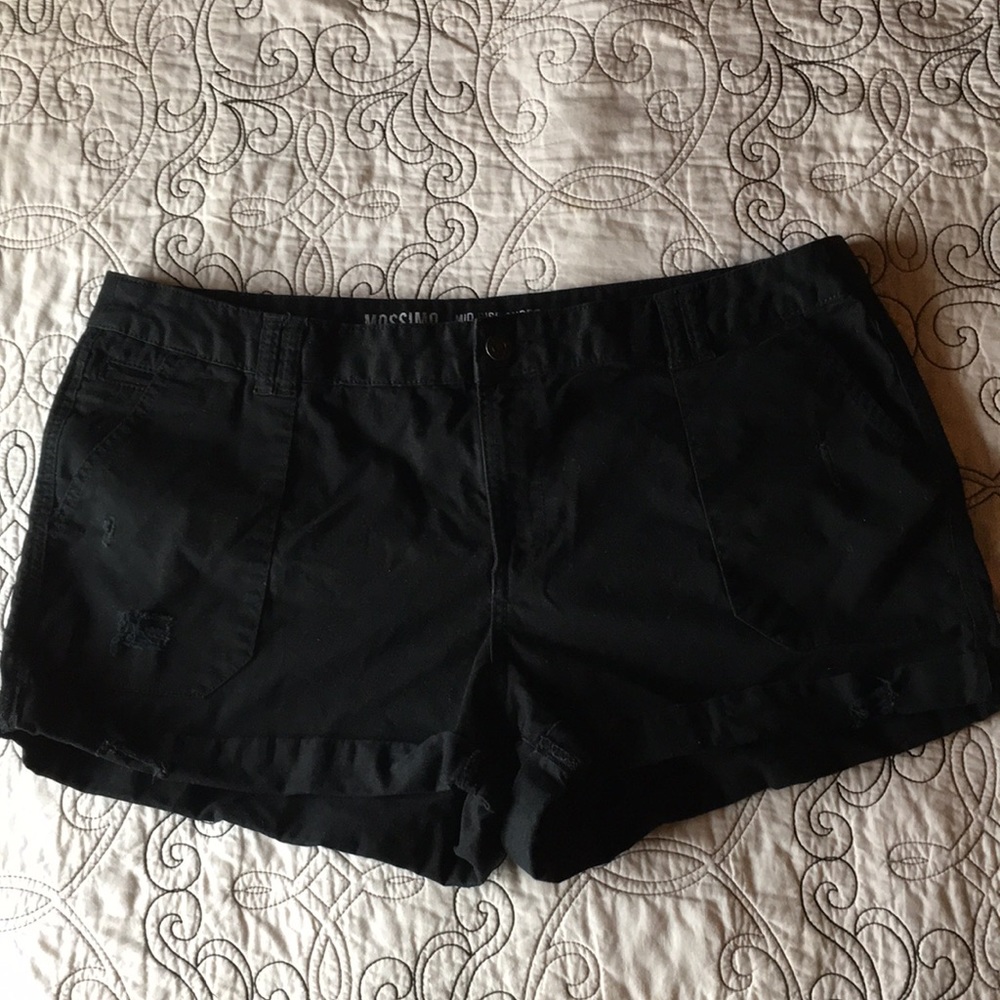 Black mid rise shorts